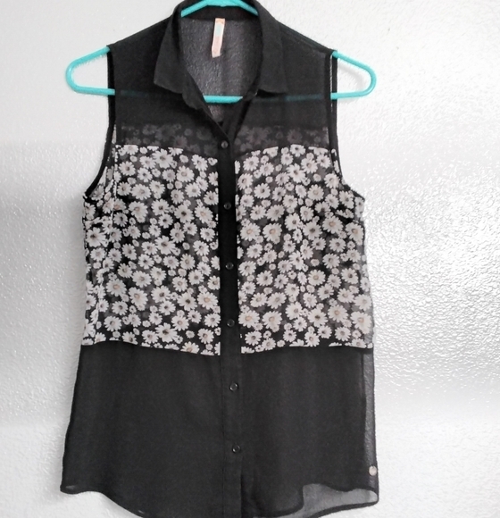 Sybilla Sleeveless Blouse/Tunic With Flowers    Sixe M - Picture 1 of 4